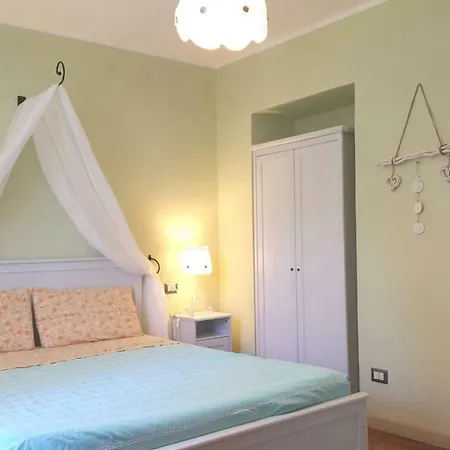 Romantic And Cozy Flat Casa Chicca