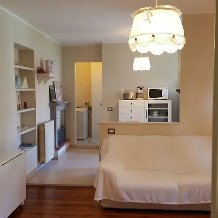 Romantic And Cozy Flat Casa Chicca