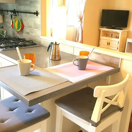 Romantic And Cozy Flat Casa Chicca * Verbania