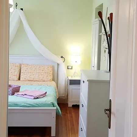 Romantic And Cozy Flat Casa Chicca Apartment *