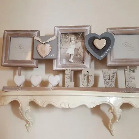 Romantic And Cozy Flat Casa Chicca アパート